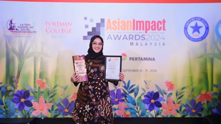 PLN Unit Induk Distribusi Jakarta Raya menerima 2 penghargaan internasional CSR Leading Impact dan Visionary Leader berwawasan lingkungan atas program “PLN UID Jakarta Raya Ecogreen Industry for Sustainable Economy of Indonesia” pada Asian Impact Awards 2024 Malaysia yang diselenggarakan oleh La Tofi School of Social Responsibility dan Portman College Malaysia.