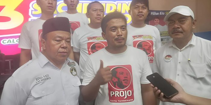 Ketua DPC Projo Kota Tangerang Fery Hertanto dan jajaran pada acara konsolidasi pasangan Sachrudin-Maryono