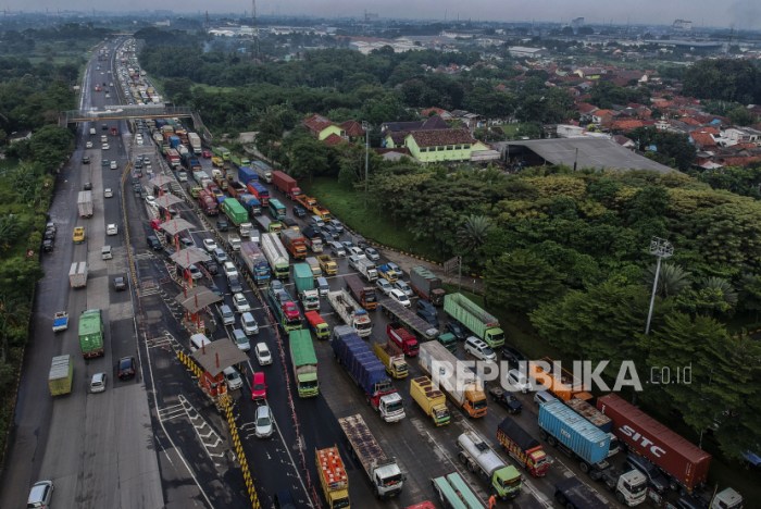 Kronologi kebakaran pabrik kimia Cikupa Tangerang detailnya