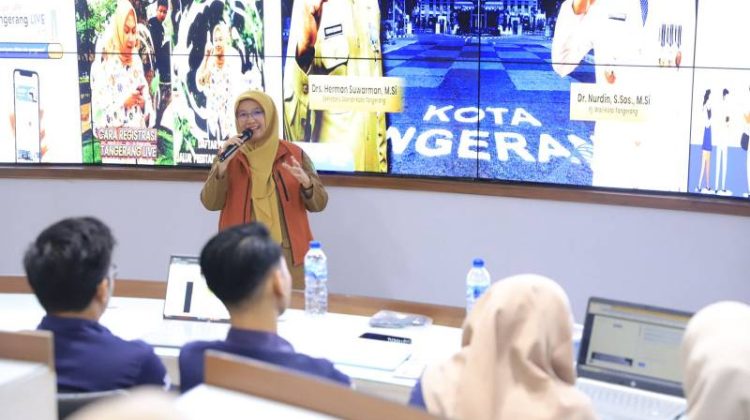Pemaparan SPBE Versi 2 oleh Kepala Dinas Komunikasi dan Informatika (Diskominfo) Kota Tangerang, Indri Astuti. (Foto :ist)
