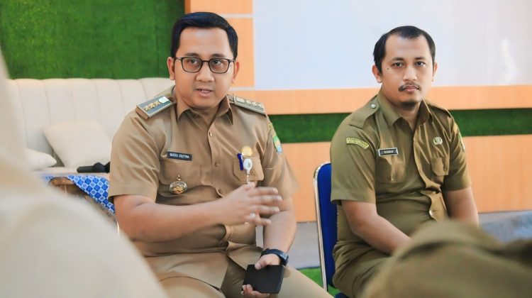 Pemaparan siaga Bencana Hidrometeorologi oleh Camat Cibodas, Buceu Gartina (foto : ist)