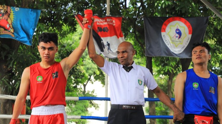 Kejuaraan Tinju Amatir Kota Tangerang 2024 di GOR Koang Jaya (foto :Ist)