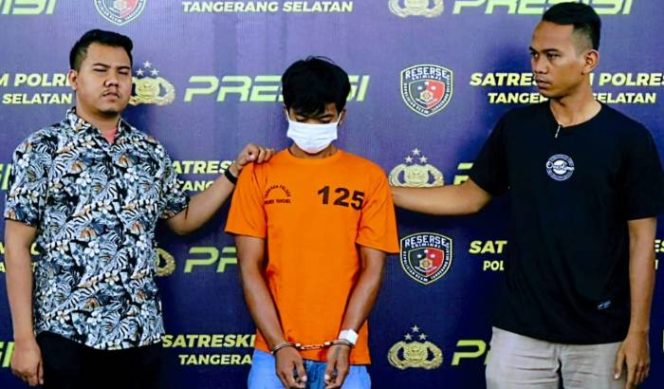 
					Investigasi Polisi Terkait Kematian Keluarga di Tangsel Akibat Pinjol