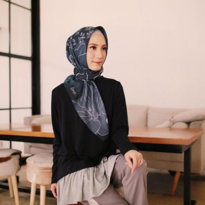 
					Baju Coklat Muda Cocok Jilbab Warna Apa?