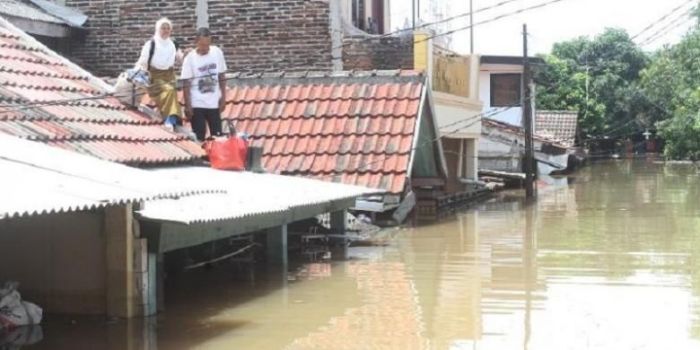 Stasiun tangerang banjir