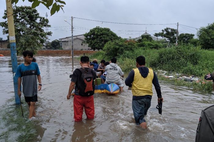 Lokasi banjir di tangerang hari ini