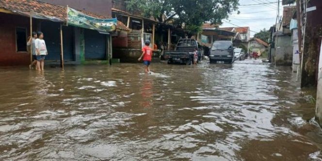 
					Banjir Bandung, Tangerang, Cikampek Analisis dan Solusi