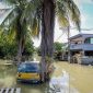 Rumah kayu serpong tangerang banjir