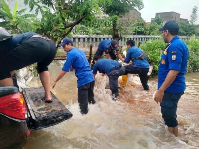 
					Banjir Kelapa Dua Tangerang Analisis dan Solusi