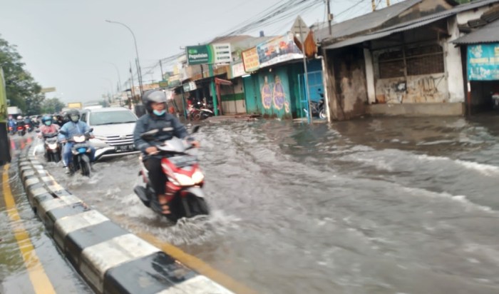 Polres metro tangerang kota gelar pasukan siaga banjir