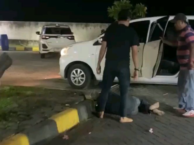 
					Pengusaha Rental Mobil Tewas Tertembak di Tangerang