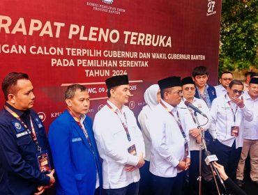 Andra Soni dan Dimyati Natakusumah resmi ditetapkan sebagai Gubernur dan Wakil Gubernur Banten 2025-2030. (Foto : Adi Supriyatno)