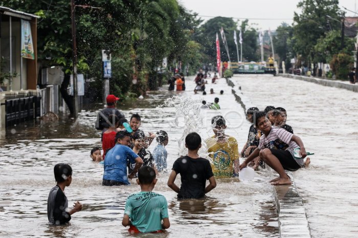 Setu tangerang selatan banjir