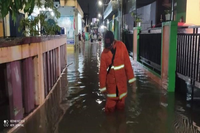 Lokasi banjir di tangerang hari ini