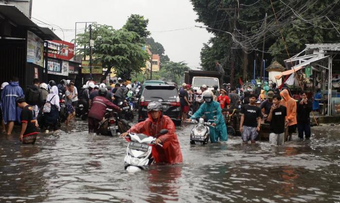 Banjir di kota tangerang selatan