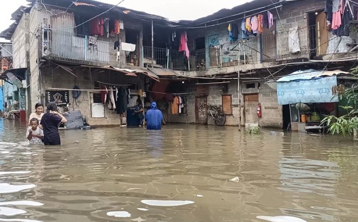 Banjir kiriman hari ini tangerang