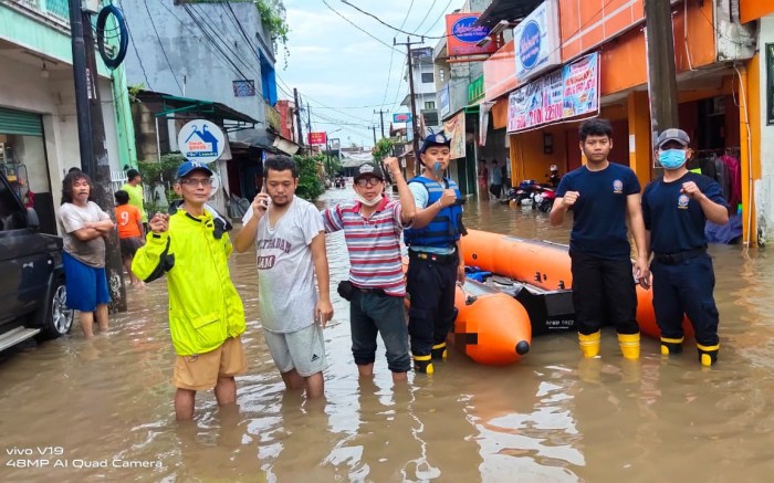 Posko banjir tangerang selatan