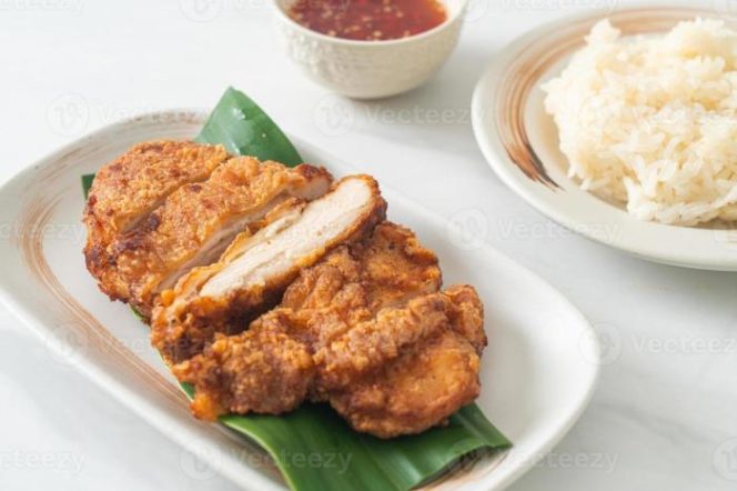 
					Nasi Uduk dan Ayam Goreng Mat Lengket Cita Rasa Indonesia