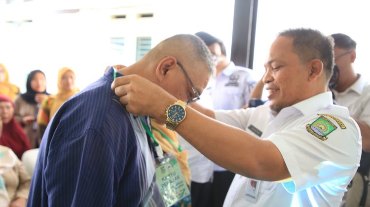 PJ Walikota Dr Nurdin Hadir Pada Hari Pertama Program Sekolah Lansia (foto : ist)