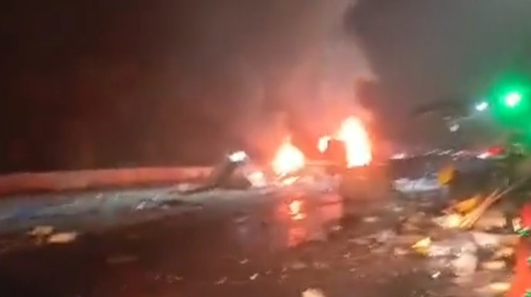 Korban Lakalantas Gerbang Tol Ciawi 19 Orang