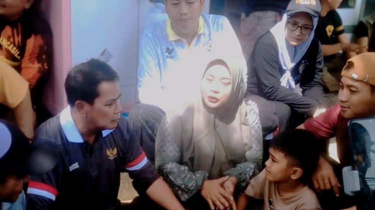 Bupati Tangerang, Moch. Maesyal Rasyid bersama Masyarakat