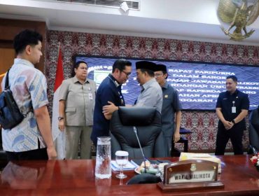 Wakil Wali Kota Tangerang, H. Maryono Hasan, dalam Rapat Paripurna DPRD Kota Tangerang saat menegaskan fokus APBD-P 2025 (foto:ist)