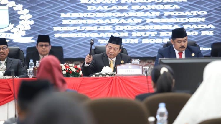 Rapat Paripurna DPRD Kota Tangerang dalam rangka Sidang Tahunan MPR-RI (foto:ist)