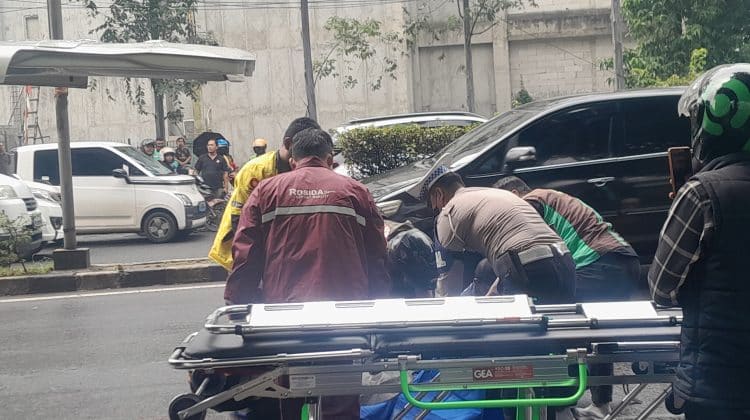 Seorang Pengendara Motor Tewas di Tempat Usai Tertabrak Bus di Jalan Jenderal Sudirman Kota Tangerang