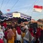 Panggung acara perayaan Dirgahayu Republik Indonesia ke-80 di Desa Kayu Bongkok oleh HIMPAKA