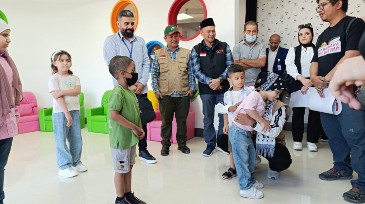 Kunjungan kemanusiaan Tim MUI Kota Tangerang bersama Turidi Susanto ke King Hussein Cancer Center (KHCC) di Amman (foto:ist)