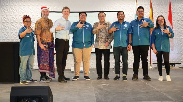 Swa foto pada Maket Gedung Parlemen RI karya Pola Raya Studio (foto: ist)