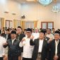 Wali Kota Tangerang, Sachrudin & Wakil Wali Kota Maryono Hasan (tengah) dalam acara Musda VII MUI Kota Tangerang (foto: tangerangpedia)