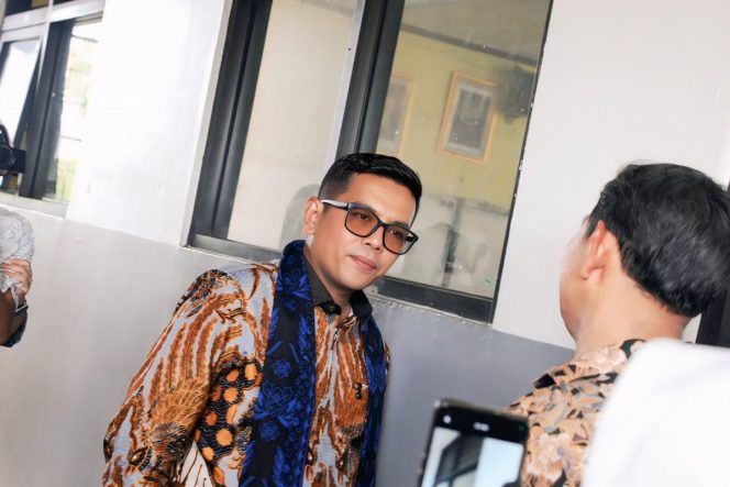 
					Gubernur Banten Andra Soni Dalam kunjungannya ke dapur Satuan Pelayanan Pemenuhan Gizi (SPPG) di Kecamatan Neglasari (foto:ist)