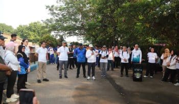 Aksi bersih Sungai Cisadane, Wali Kota bersama warga, dan uji emisi kendaraan (foto:ist)