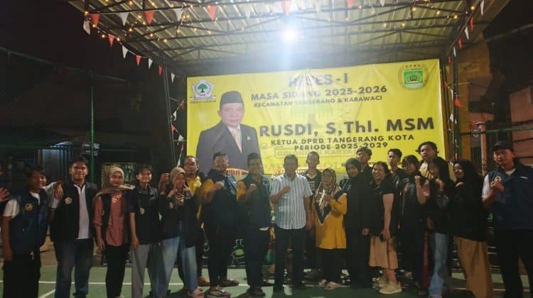 Ketua DPRD Kota Tangerang, Rusdi Alam dalam kegiatan Reses I Masa Sidang 2025–2026 yang digelar di RW 08, Kelurahan Cimone Jaya (foto:zie)