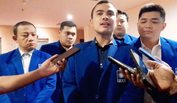 Muhammad Dwiki Ramadhani saat dimintai keterangan pasca musda dan di tetapkan terpilih kembali memimpin PAN Kota Tangerang (foto:Zie)