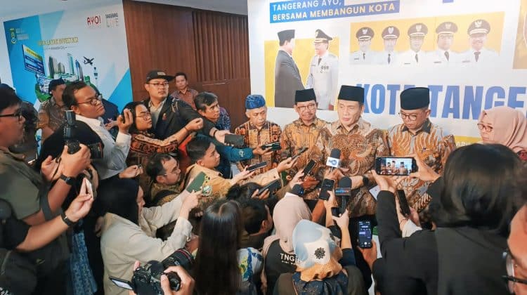 Pembukaan Olimpiade Madrasah Indonesia (OMI) Nasional 2025 di Plaza Pusat Pemerintahan Kota Tangerang.(Foto: Zie)