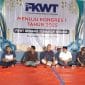 Acara pembagian sembako dalam 