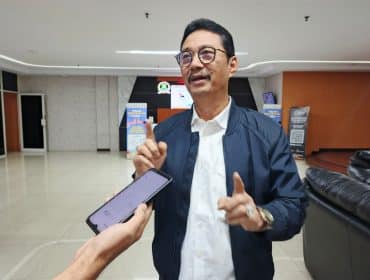 Anggota Komisi I DPRD Kota Tangerang, Tasril Jamal, saat di minta keterangan tentang PPPK Kota Tangerang (foto: Zie)
