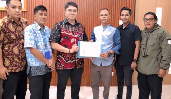 Perumda Tirta Benteng dan FWKT dalam penandatanganan nota kesepahaman (foto: Tangerangpedia)