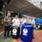 Pemberian bantuan Toren POC dan Biogas Dari Gubernur Banten Andra Soni yang di terima oleh Lurah Pakulonan Dwi Santoso (foto: tangerangpedia)