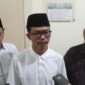 Lintas Komunitas Kota Tangerang menyerahkan donasi kepada Baznas untuk bencana Sumatera (foto:ist)