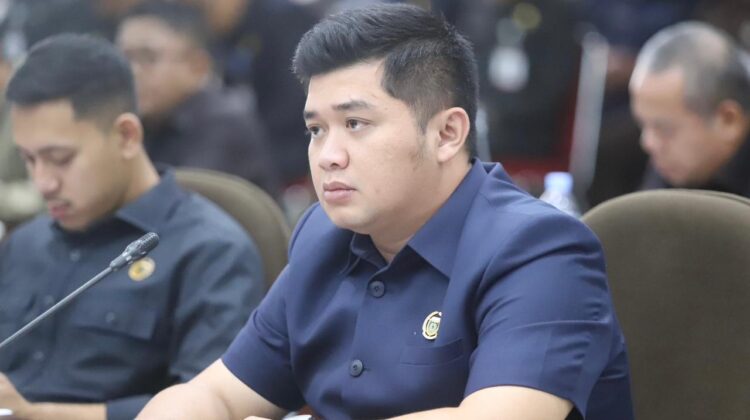 Anggota Komisi IV DPRD Kota Tangerang, Dadan Syahrudin menyoroti perbaikan jalan saat Ramadhan (foto:ist)