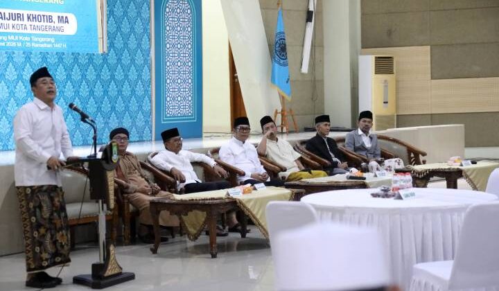 Wali Kota Tangerang Sachrudin bersama Wakil Wali Kota Tangerang Maryono menghadiri kegiatan silaturahmi ulama dan umaro di Gedung MUI Kota Tangerang (foto:ist)