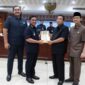 Wali Kota Tangerang Sachrudin saat menyampaikan LKPJ pada Rapat Paripurna DPRD Kota Tangerang. (foto: ist)