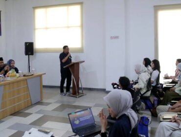 Sekretaris Daerah (Sekda) Kota Tangerang, H. Herman Suwarman saat memberikan sambutan Seleksi Duta Pemuda Kota Tangerang 2026 (foto: ist)