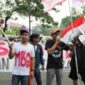 Lingkar Aspirasi Publik (LAP)saat aksi demonstrasi untuk mengusut tuntas dugaan korupsi yang terjadi di lingkungan Badan Gizi Nasional (BGN) (foto:zie)