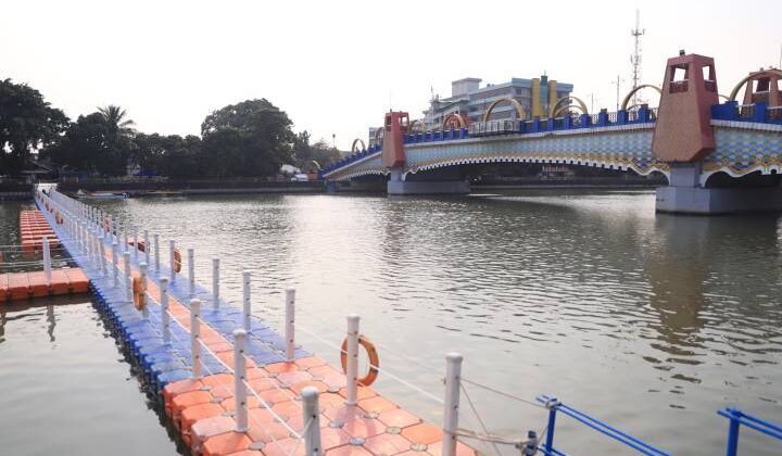 Jembatan Kaca Berendeng, Kota Tangerang (foto: ist)